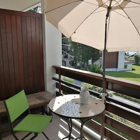 Apartment Spacieux Pres Des Violettes